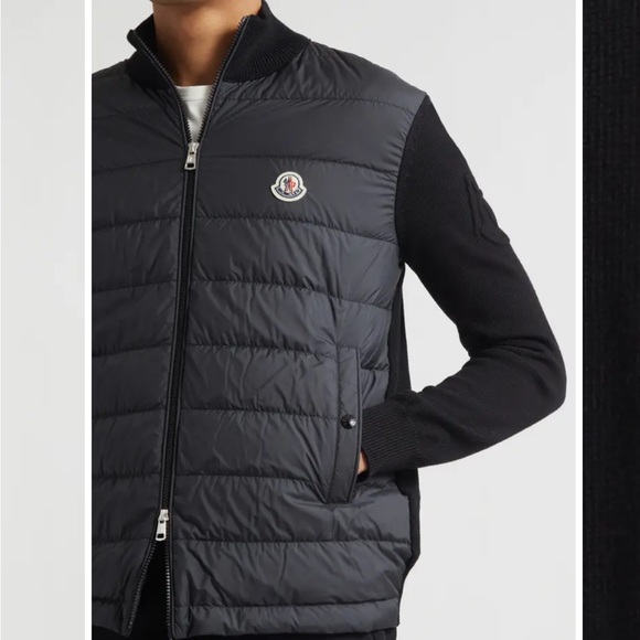 Moncler Quilted Black Jacket with Logo - Picture 5 of 6